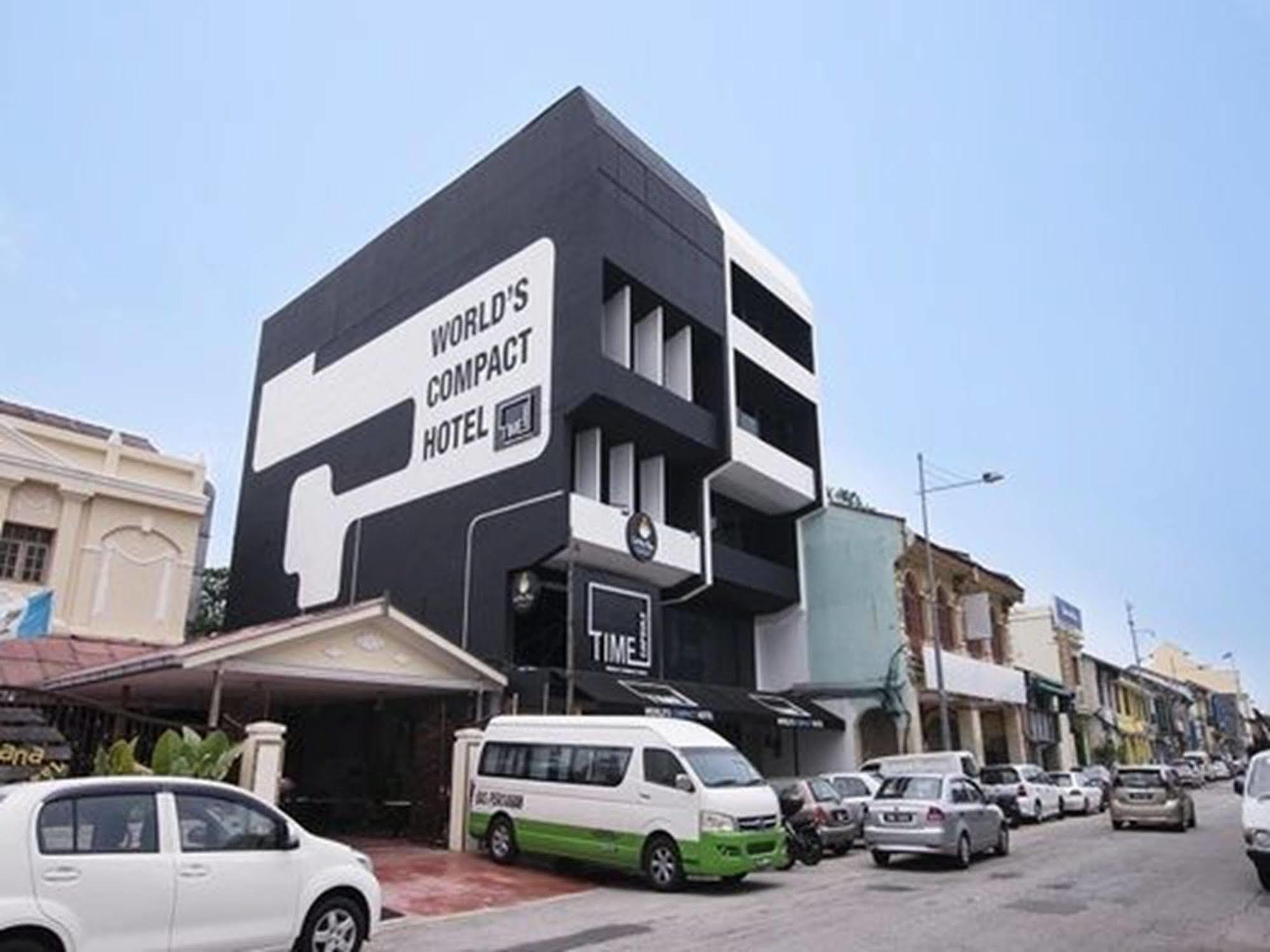 Time Capsule Hotel George Town Exterior photo
